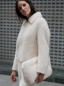 Teddy wool clutch