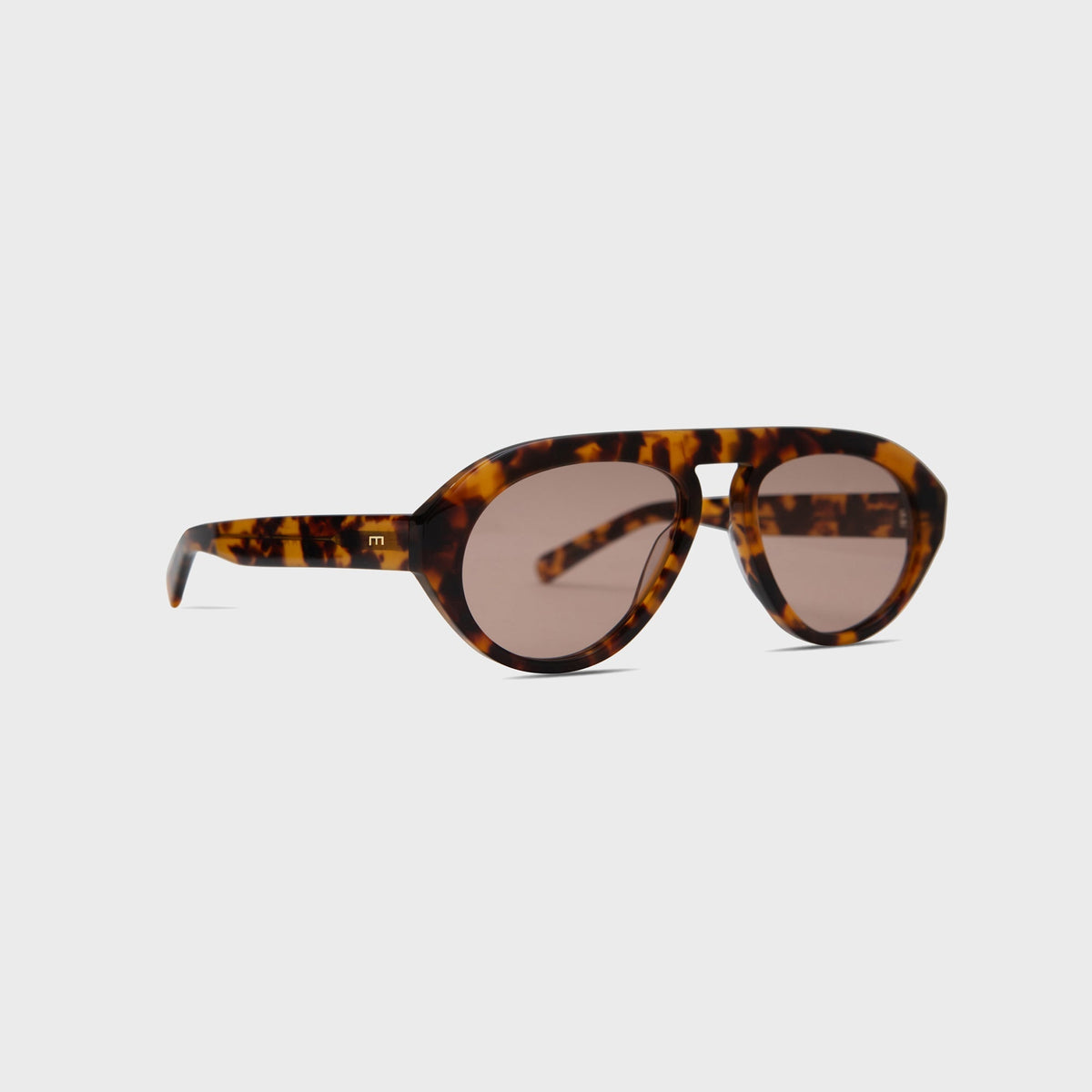 Elisa Johnson Val - Brown Tortoise detail