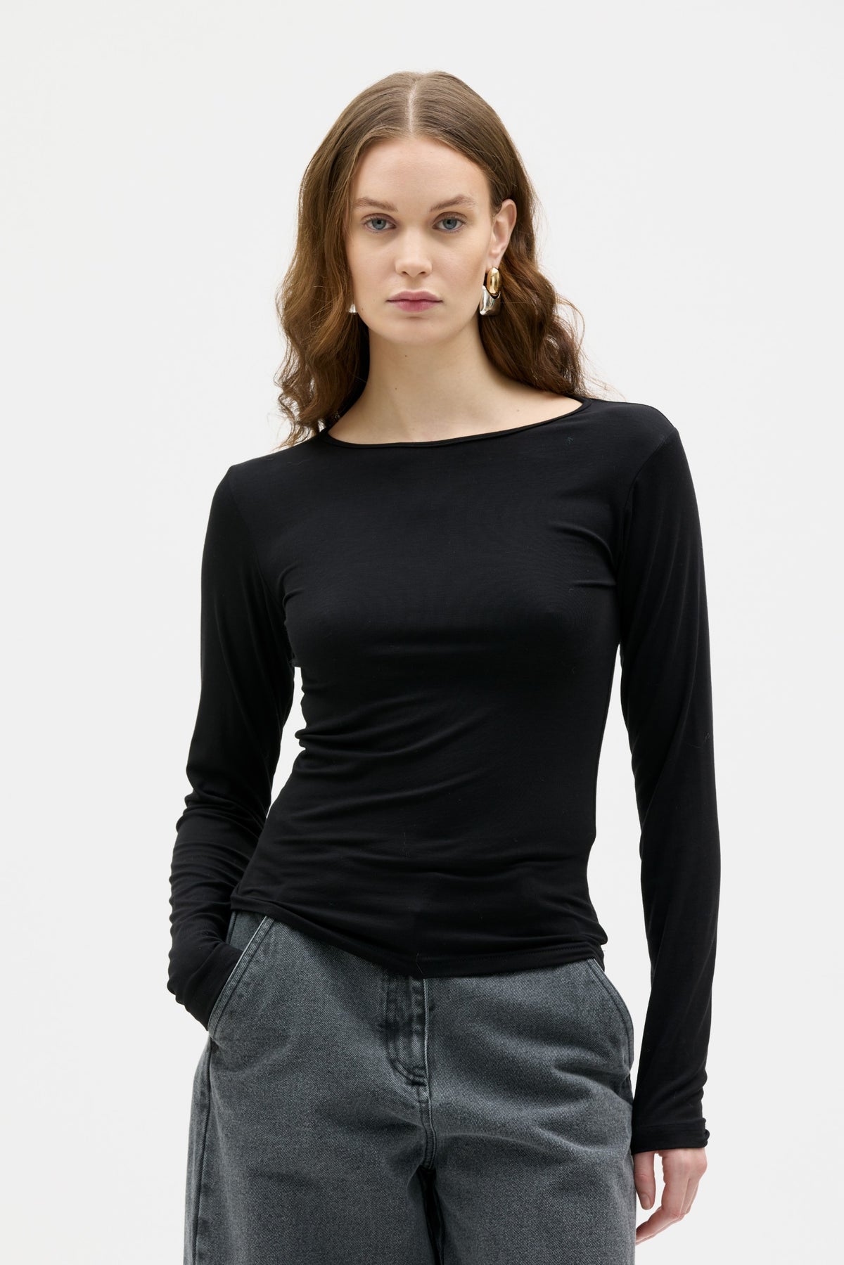 Maska Volo Tencel top in Black, detail | NAHARA Mendocino