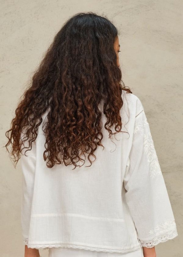 M.A.B.E. Rosa Embroidered Top