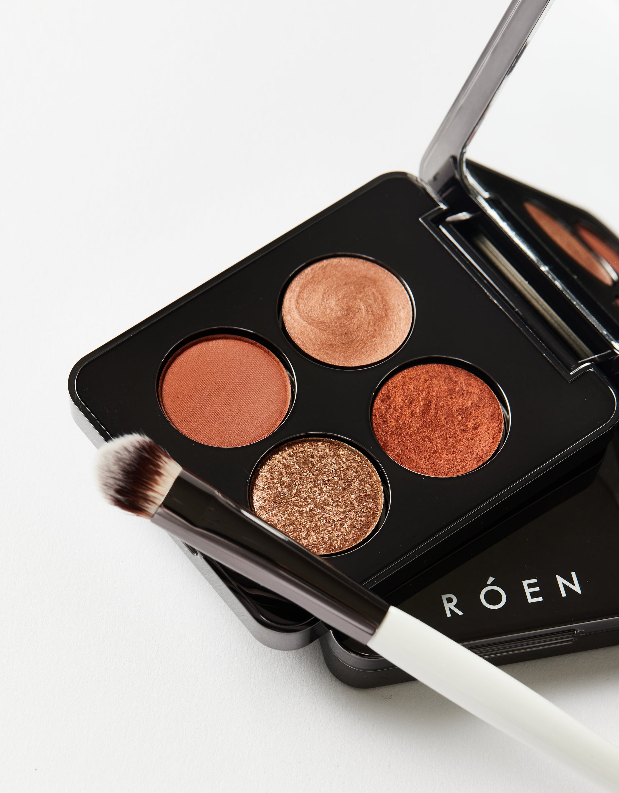 RÓEN - Eyes On Me Eye Shadow Palette