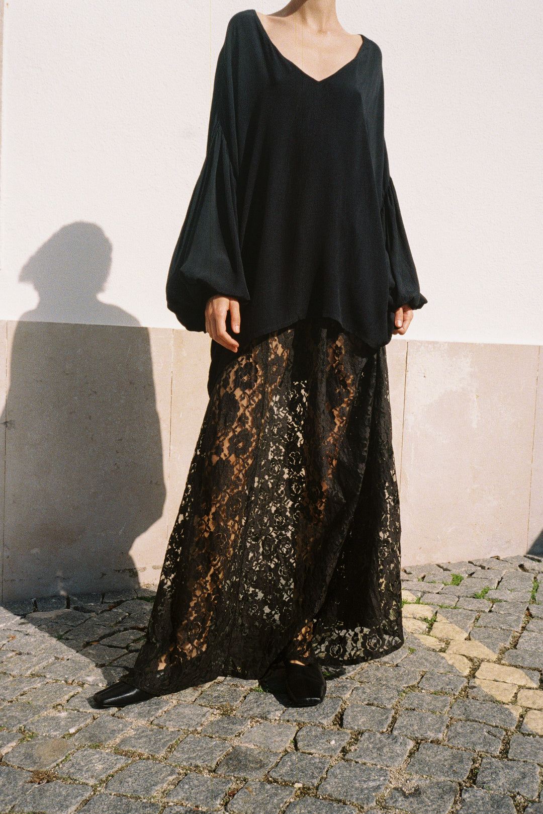 Lace Slip Skirt- Black