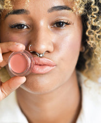 Ere Perez Carrot Color Pot