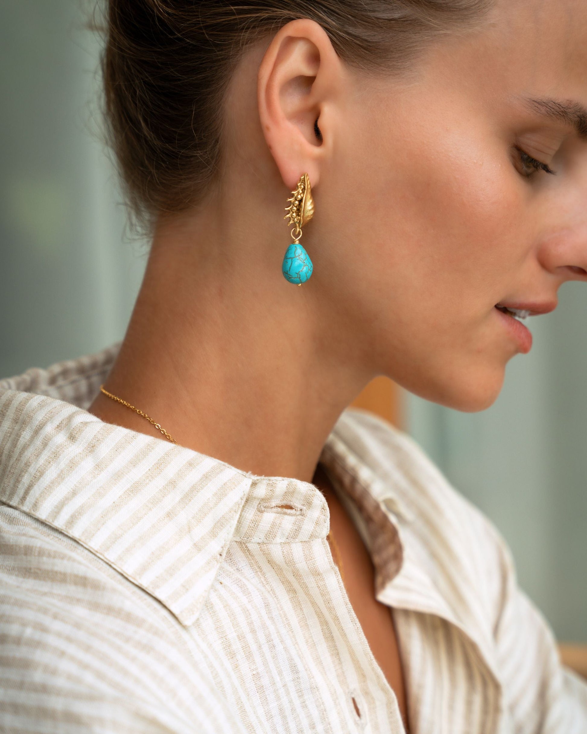 Kai Seashell Turquoise Drop Stud Earrings
