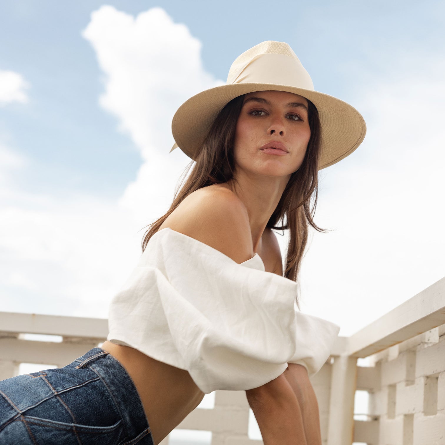 Gardenia - Natural/Bone