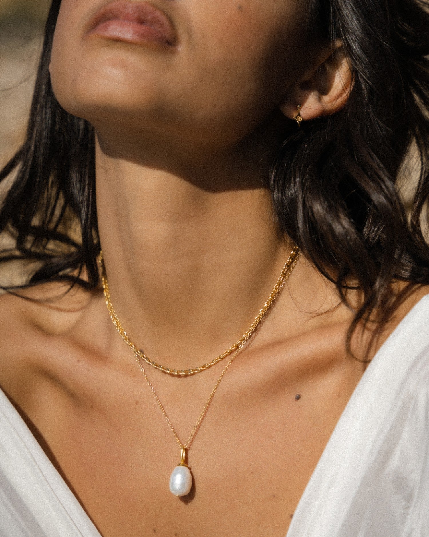 Ava Pearl Pendant Necklace