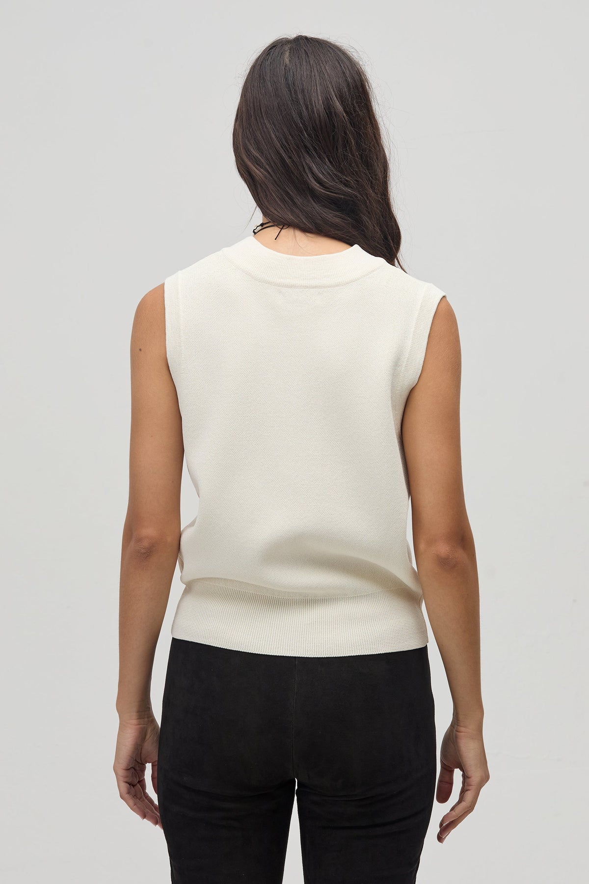 Preppy knitted Vest- Off White