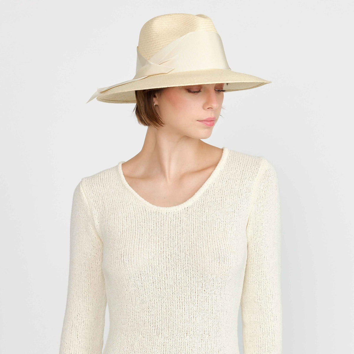 Gardenia - Natural/Bone