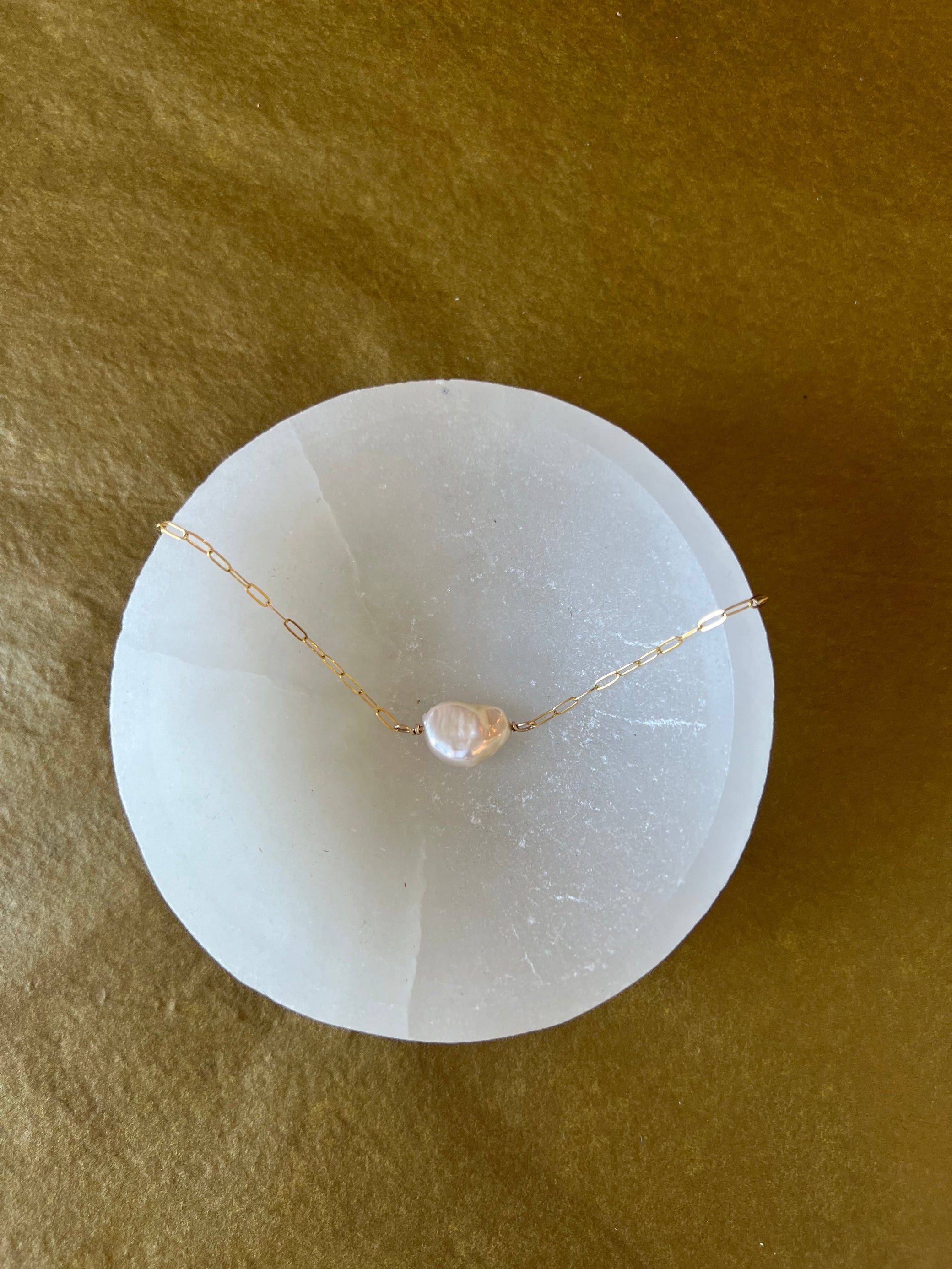 Freshwater Pearl paperclip Necklace