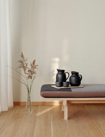 Amphora Vacuum Tea Jug - Soft Black
