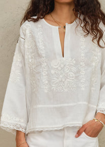 M.A.B.E. Rosa Embroidered Top