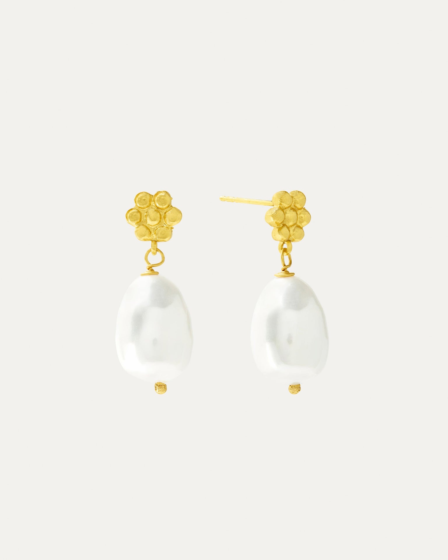 Mavis Pearl Drop Stud Earrings