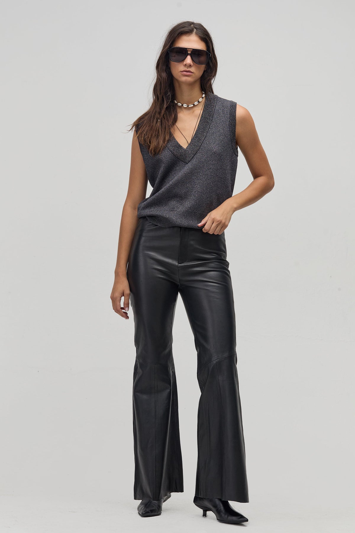 Preppy knitted Vest- Graphite