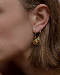 Essential Twist Small Hoop Earrings