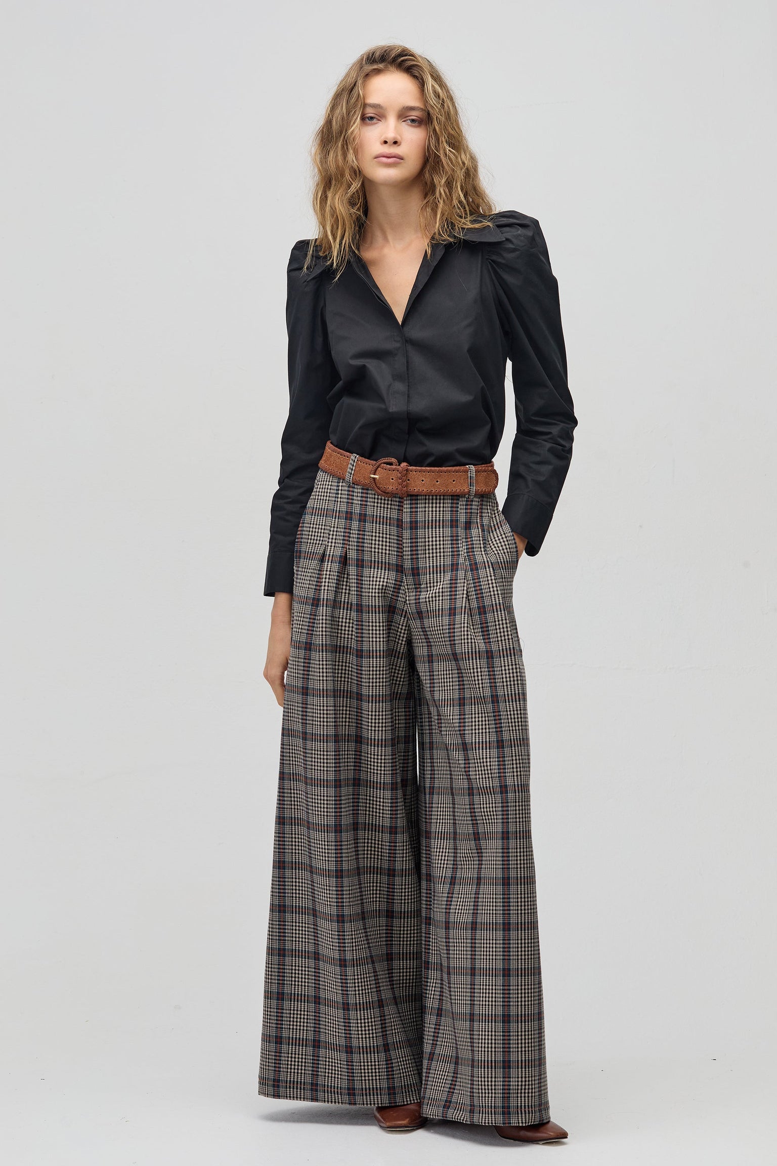 Lola Poplin Shirt - Black